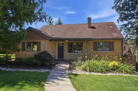 4605 Boomer Rd, Cincinnati, OH 45247