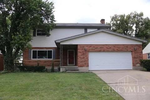 11066 Donora Ln, Forest Park, OH 45240