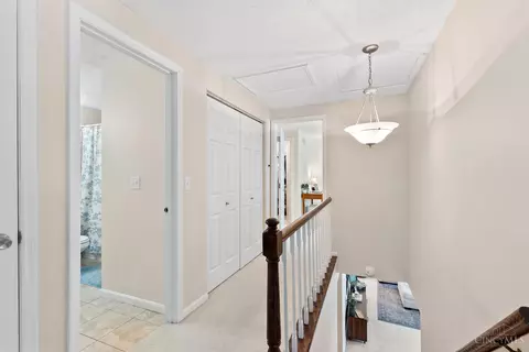 Entry Way - 700 Woodgate Rd, Cincinnati, OH 45244 photo 1 of 1