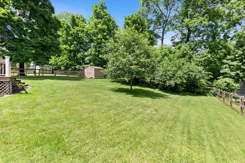 Exterior - 700 Woodgate Rd, Cincinnati, OH 45244 photo 4 of 4