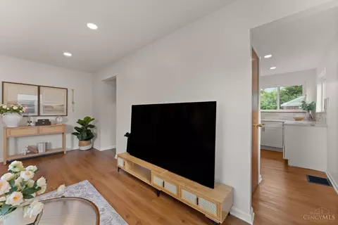 3877 Limerick Ave, Cincinnati, OH 45236 photo 6