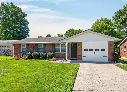 33 Desales Ave, Lebanon, OH 45036