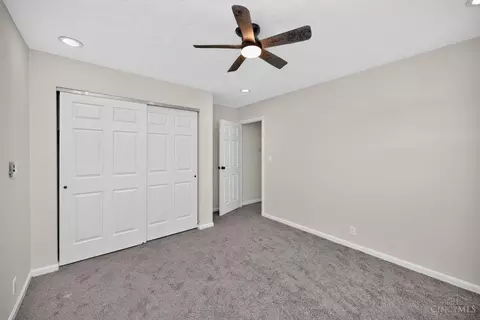 Bedroom - 1645 Mandarin Ct, Forest Park, OH 45240 photo 3 of 11