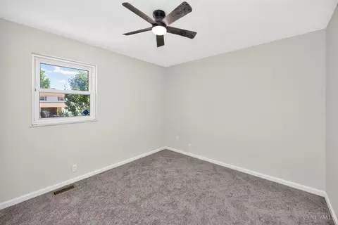 Bedroom - 1645 Mandarin Ct, Forest Park, OH 45240 photo 5 of 11