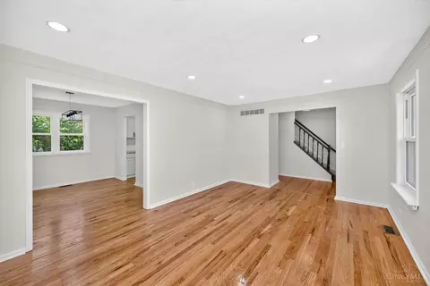 Living - 1645 Mandarin Ct, Forest Park, OH 45240 photo 3 of 9