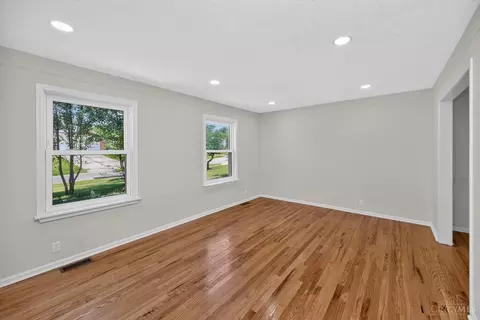 Living - 1645 Mandarin Ct, Forest Park, OH 45240 photo 2 of 9