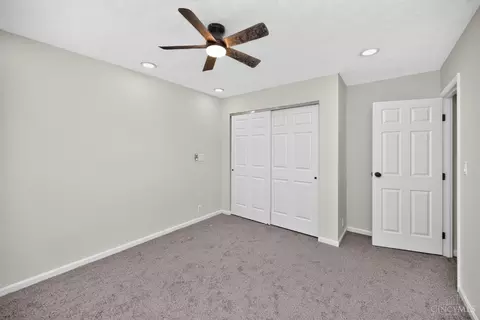 Bedroom - 1645 Mandarin Ct, Forest Park, OH 45240 photo 2 of 11