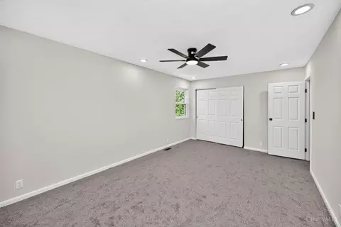 Bedroom - 1645 Mandarin Ct, Forest Park, OH 45240 photo 4 of 11