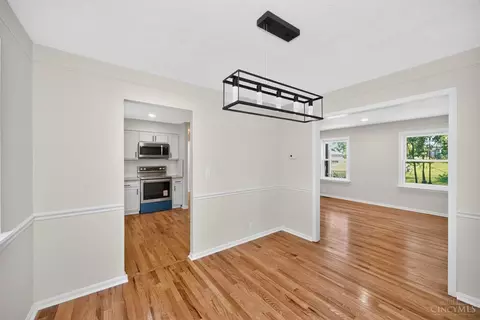 Dining - 1645 Mandarin Ct, Forest Park, OH 45240 photo 2 of 2