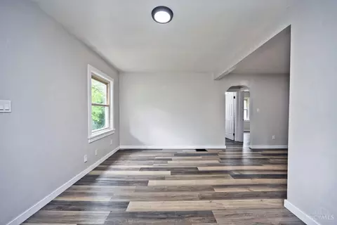 Living - 2902 Whittier Ave, Dayton, OH 45420 photo 1 of 2