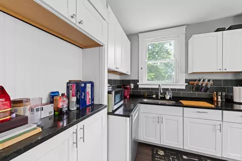 Kitchen - 6505 Madison Rd, Cincinnati, OH 45227 photo 1 of 2