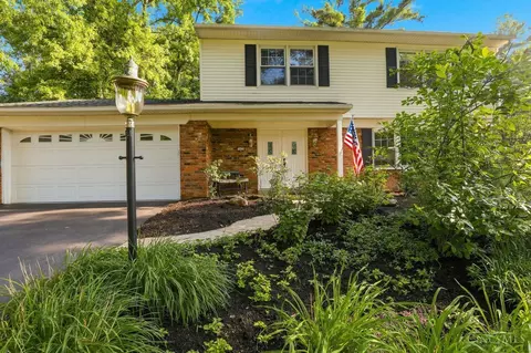 7820 Trailwind Dr, Montgomery, OH 45242 photo 2