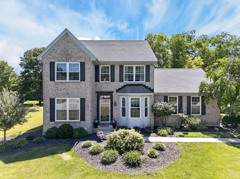5386 Harvestdale Dr, Mason, OH 45040