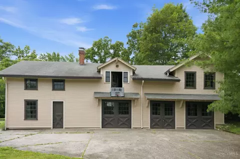 353 Oliver Rd, Wyoming, OH 45215