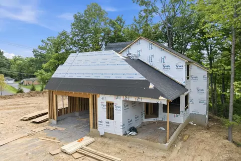 Exterior - 7736 State Rd, Cincinnati, OH 45255 photo 7 of 8