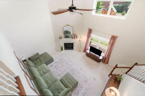 Living - 608 Legend Hls, Cincinnati, OH 45255 photo 5 of 5