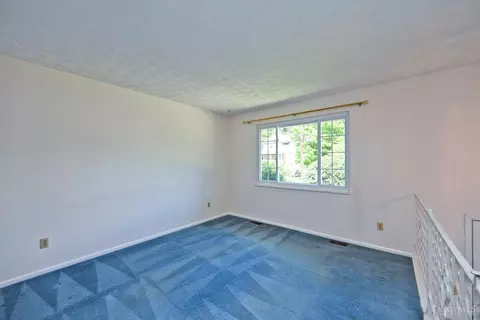 6043 Tridale Ct, Cincinnati, OH 45230 photo 5