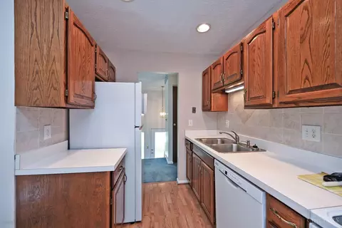 6043 Tridale Ct, Cincinnati, OH 45230 photo 12