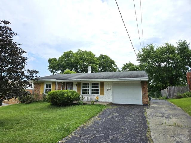 10944 Lemarie Dr, Sharonville, OH 45241