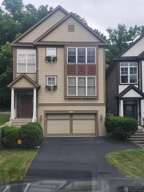 434 Stanley, Cincinnati, OH 45226