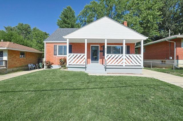 9173 Neil Dr, Cincinnati, OH 45231