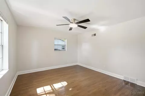 Bedroom - 38 Handel Ln, Greenhills, OH 45218 photo 3 of 8