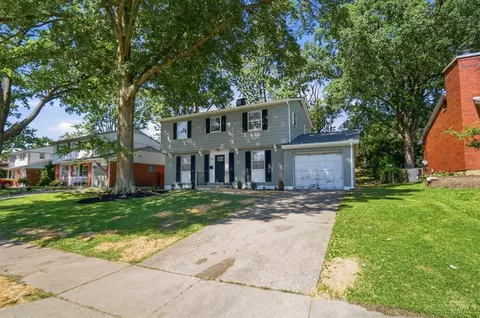 Exterior - 38 Handel Ln, Greenhills, OH 45218 photo 2 of 7