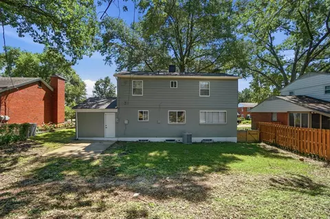 Exterior - 38 Handel Ln, Greenhills, OH 45218 photo 4 of 7