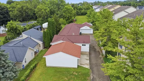 310 Gebhart Church Rd, Miamisburg, OH 45342