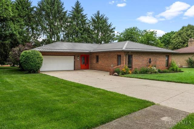 1321 Ridge Rd, Wilmington, OH 45177