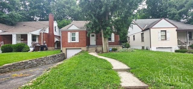 6924 Gloria Dr, Cincinnati, OH 45239