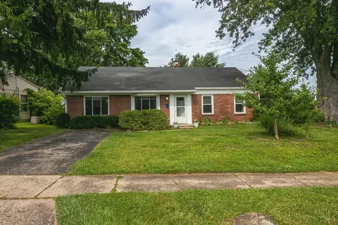 10 Highridge Dr, Loveland, OH 45140