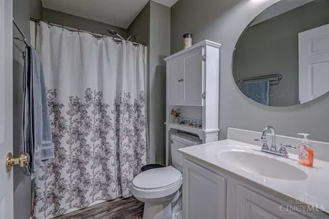 Bath - 861 Willowbrook Dr, Monroe, OH 45050 photo 2 of 4