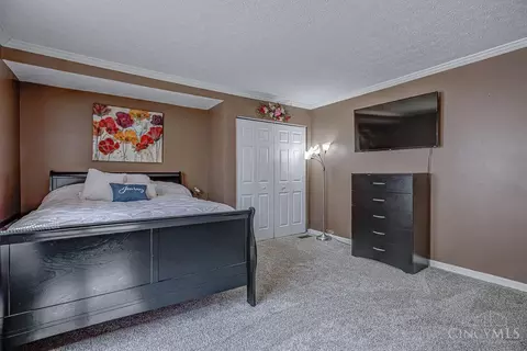 Bedroom - 861 Willowbrook Dr, Monroe, OH 45050 photo 2 of 11