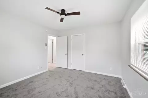 Bedroom - 1906 Acorn Dr, Cincinnati, OH 45231 photo 5 of 8