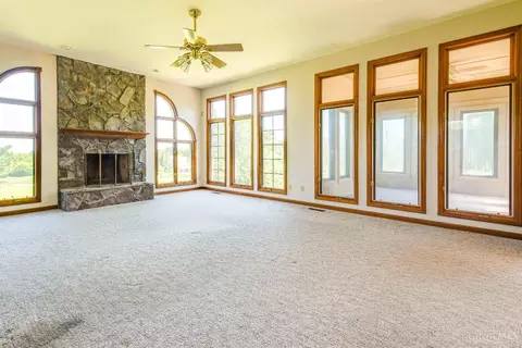 Living - 6280 Zoar Rd, Morrow, OH 45152 photo 1 of 11