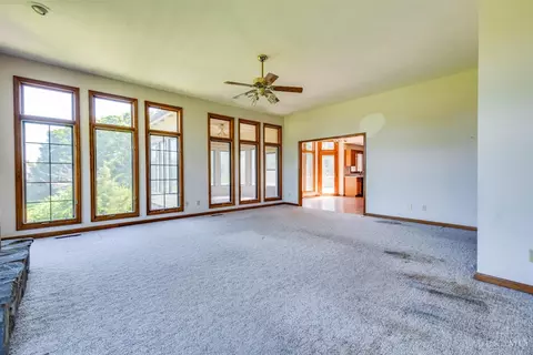 Living - 6280 Zoar Rd, Morrow, OH 45152 photo 3 of 11