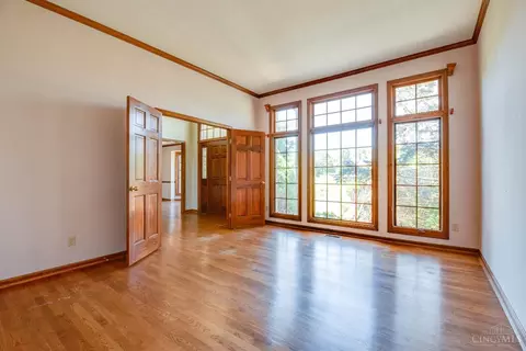 Living - 6280 Zoar Rd, Morrow, OH 45152 photo 8 of 11