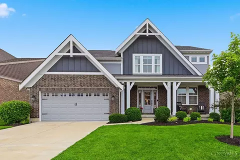 7547 Watercrest Ln, Maineville, OH 45039
