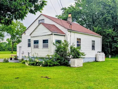 1390 Olt Rd, Dayton, OH 45417
