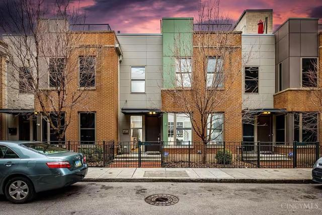 9 Mercer St, Cincinnati, OH 45202