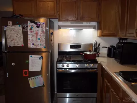 Kitchen - 1846 First Ave, Cincinnati, OH 45205 photo 3 of 3