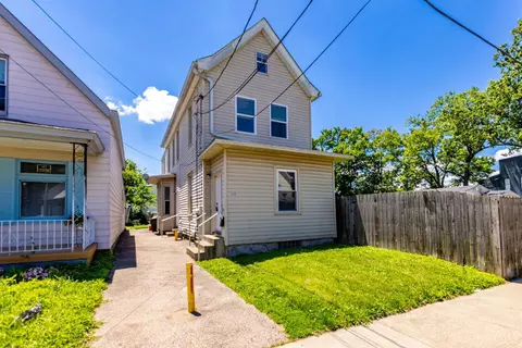 305 Walnut St, Elmwood Place, OH 45216