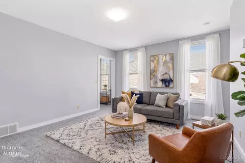 Living - 305 Walnut St, Elmwood Place, OH 45216 photo 4 of 4
