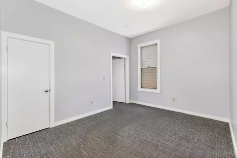 Bedroom - 305 Walnut St, Elmwood Place, OH 45216 photo 1 of 13