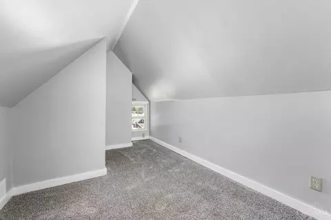 Bedroom - 305 Walnut St, Elmwood Place, OH 45216 photo 8 of 13