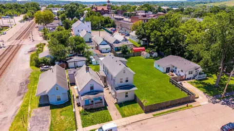 View/Area - 305 Walnut St, Elmwood Place, OH 45216 photo 1 of 6