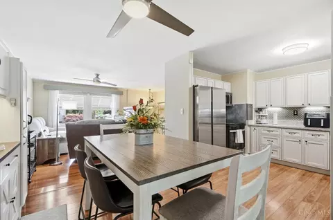 Dining - 2510 Berthbrook Dr, Cincinnati, OH 45231 photo 1 of 1
