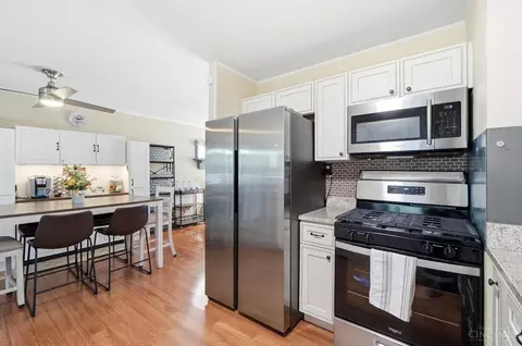 Kitchen - 2510 Berthbrook Dr, Cincinnati, OH 45231 photo 5 of 5