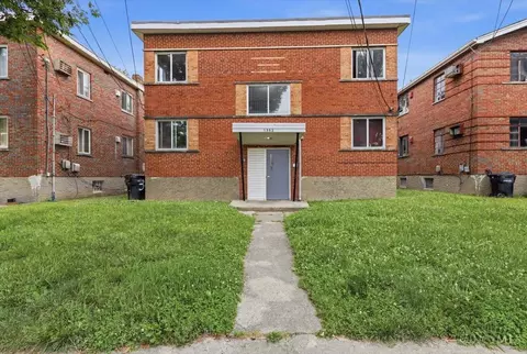 1582 Crest Hill Ave, Cincinnati, OH 45237